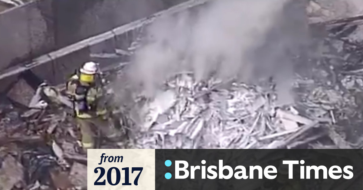 Brisbane traffic Truck fire near Mt Coottha closes Legacy Way tunnel